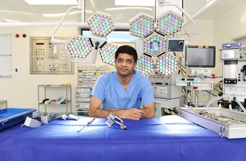 ​Mr Lognathen Balacumaraswami, Consultant Cardiothoracic Surgeon